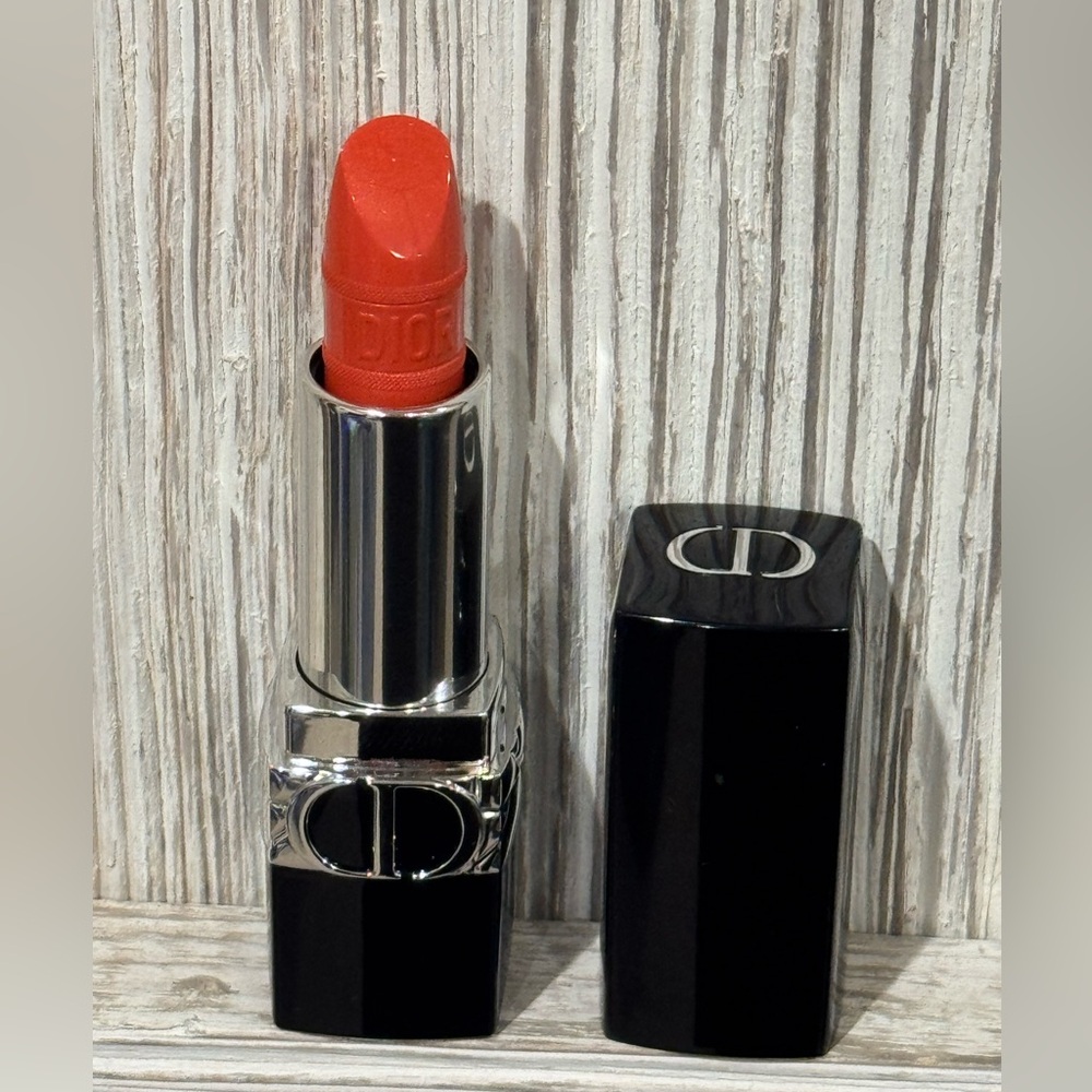 Dior Rouge Dior 540 Silky Coral Satin Lipstick  Classic Dior Black/Silver Case